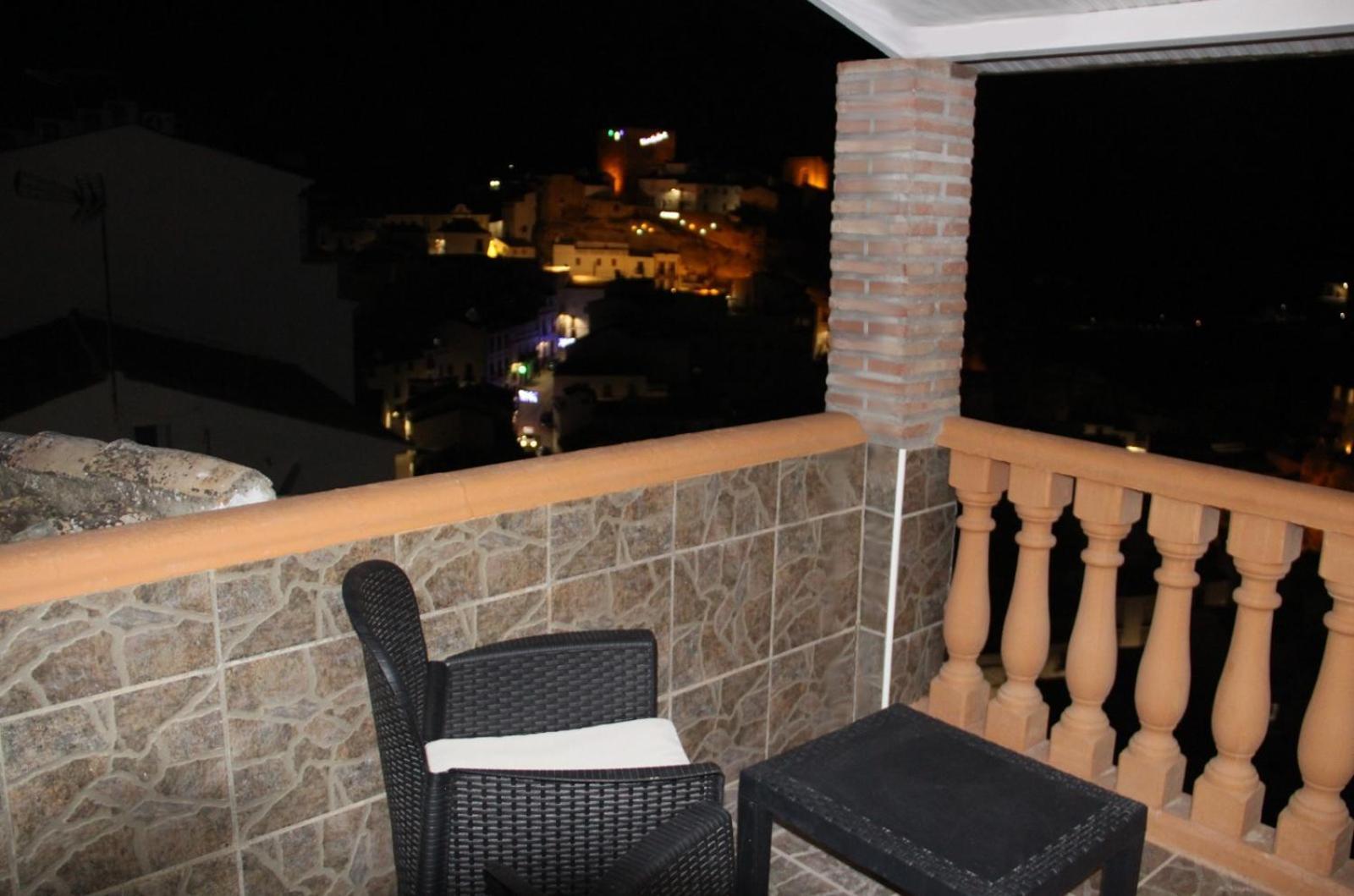 Atico De La Miel Apartment Setenil De Las Bodegas ภายนอก รูปภาพ